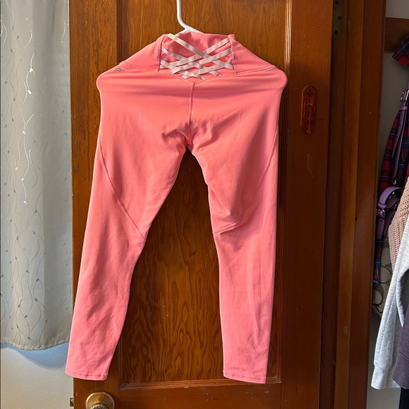 Fabletics Coral Leggings - Picture 3 of 9